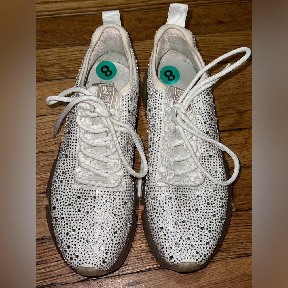 Steve Madden shoes NWOT size 8. Never worn